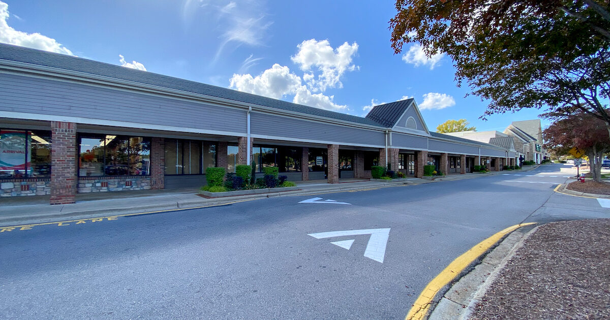 Stein Mart closing will add to vacancies at West Towne